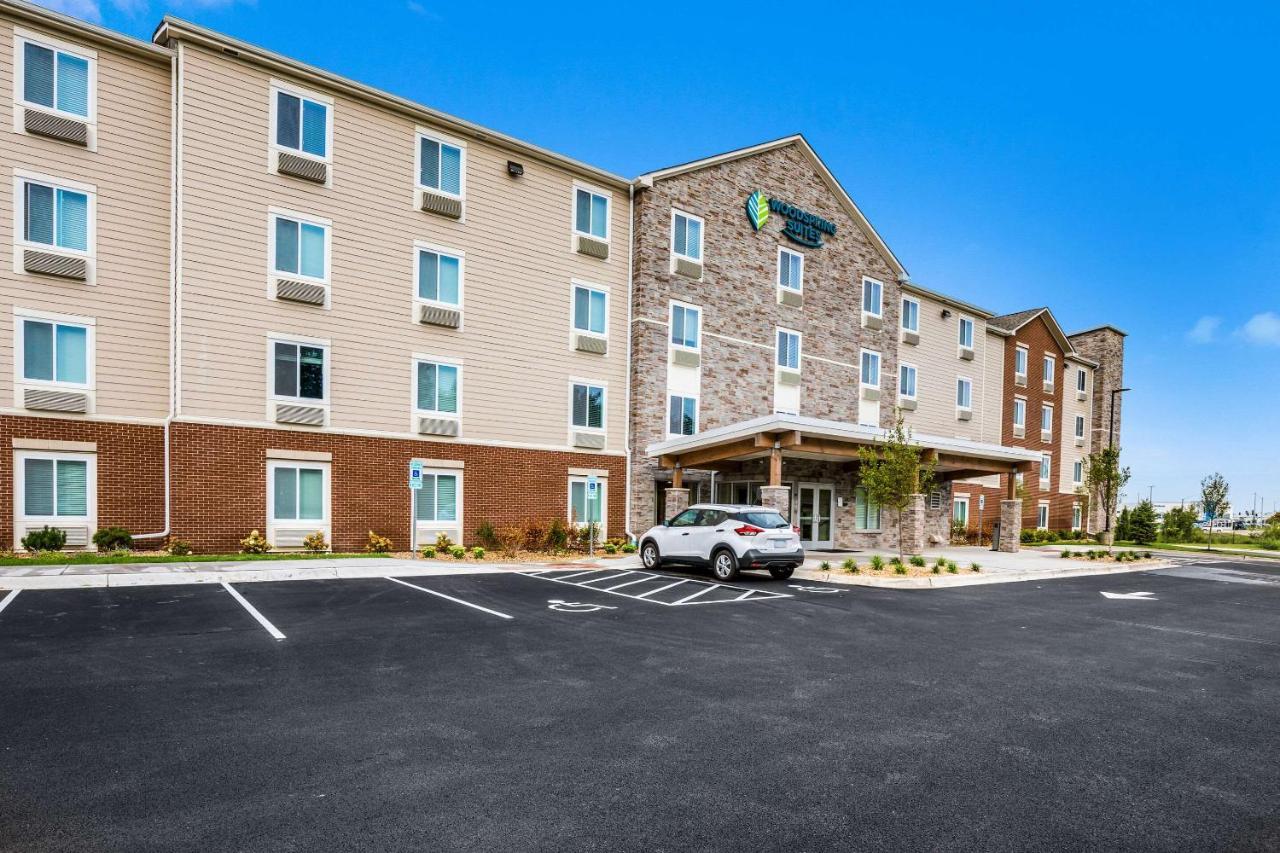 Woodspring - Chicago Hotel Elgin