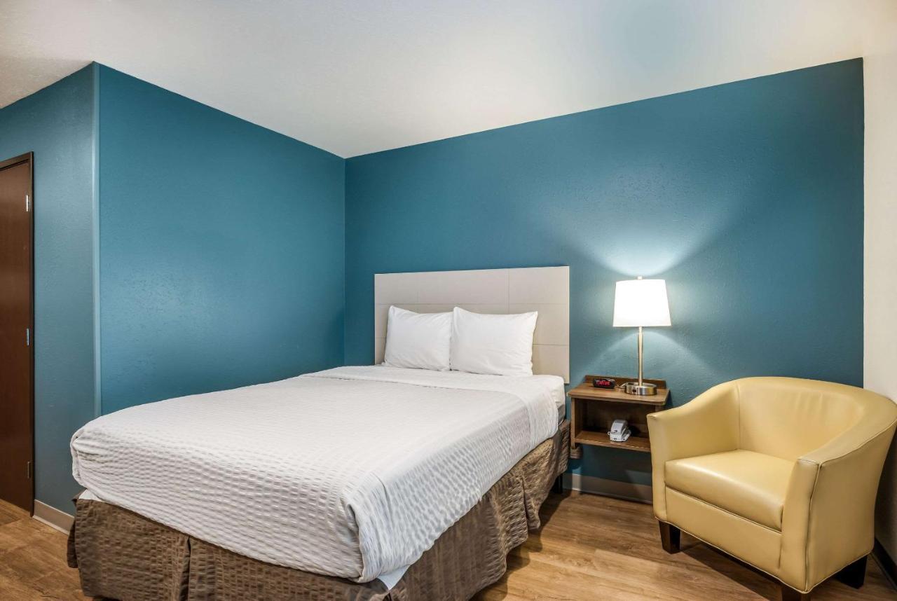 Woodspring - Chicago Hotel